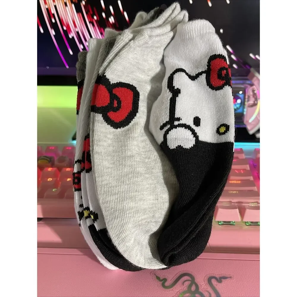 Hello Kitty No Show Socks Red Gray Black Stripe Color Block 2024 Sanrio 5 Pack